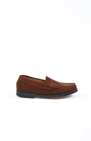 Goodyear welted penny loafers in suede brown